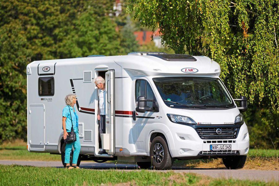  LMC Cruiser Comfort 2017 года  (фото 3 из 7)